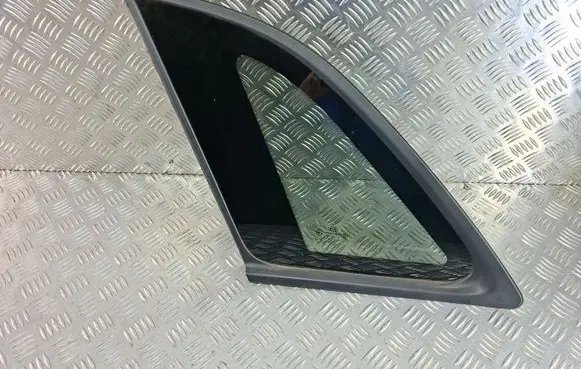 KIA Sorento Rear side window 878102P100
