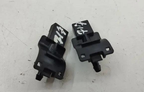 Lexus NX Windshield washer spray nozzle 