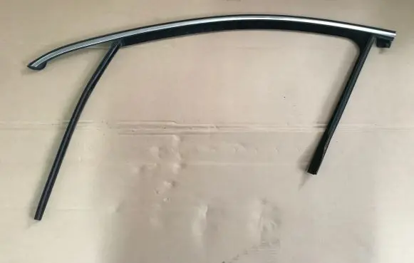 Opel Insignia A Rubber seal front door (on door) 13228086