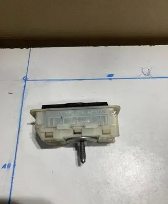 Peugeot 308 Radiator mount bracket 9800613580