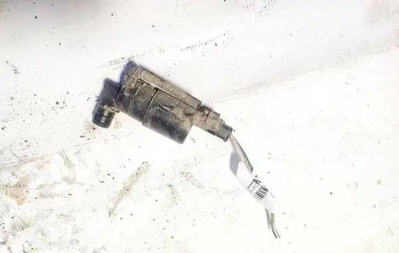 Toyota Aygo AB10 Windscreen/windshield washer pump 8200031805 7700430078