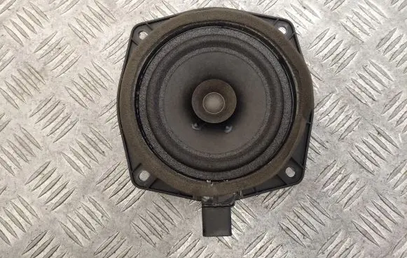 Mitsubishi Colt Front door speaker MN141417