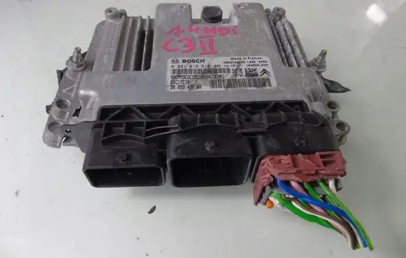 Citroen C3 Engine control unit/module 0281019818
