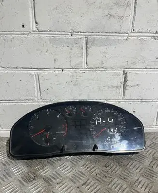 Audi A4 S4 B5 8D Speedometer (instrument cluster) 8D0919860EX 110208870001