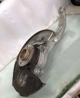 Volvo XC60 Front wheel hub