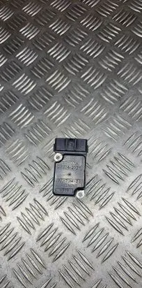 Toyota RAV 4 (XA20) Mass air flow meter 2220427010