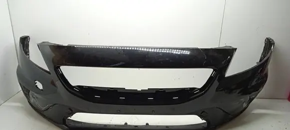 Volvo V40 Front bumper
