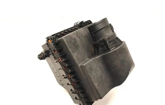 Volkswagen Crafter Air filter box 2N0129601M
