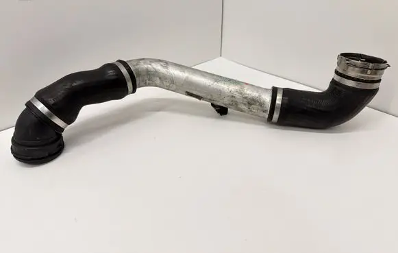 BMW 5 E60 E61 Intercooler hose/pipe 7793896
