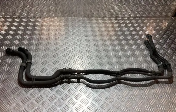 Peugeot 3008 III Hybrid/electric vehicle battery cooling hoses/tubes 9840440980