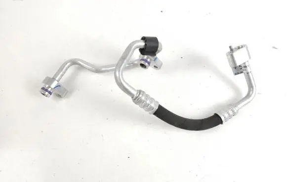 Porsche Taycan 9J1 Air conditioning (A/C) pipe/hose 9J1820729A