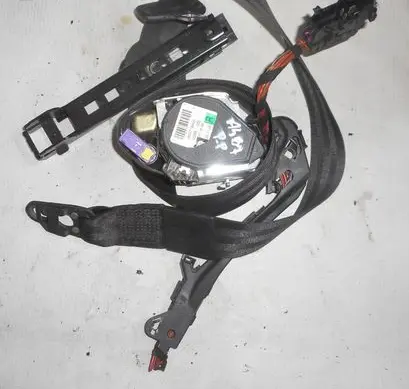 Audi A4 S4 B7 8E 8H Front seatbelt 8E0857706J