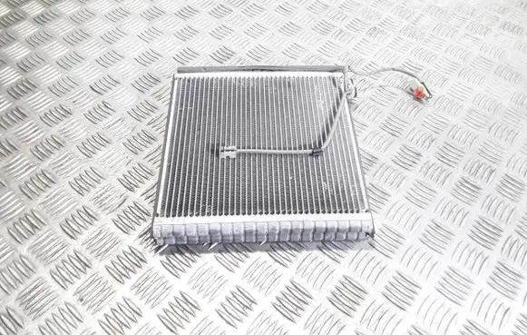 Air conditioning (A/C) radiator (interior)