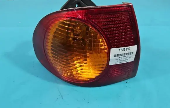 Toyota Corolla E110 Rear/tail lights IMPRK1382297
