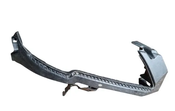 Front bumper mounting bracket