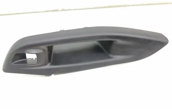 Ford Focus Rear door window switch trim BM51A237W21B