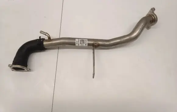 Volkswagen Touareg III EGR valve line/pipe/hose 059131509AT