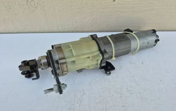 Audi A6 Allroad C7 Tailgate/trunk strut/damper 4G9827852