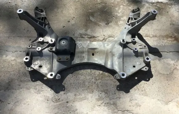 Jeep Cherokee Front subframe OEM
