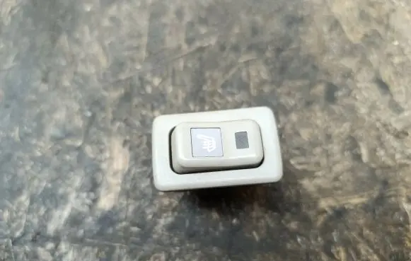 Mazda 6 Seat heating switch 5970M76