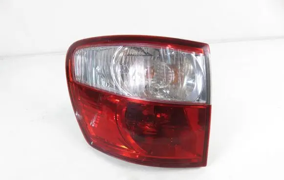Toyota Avensis T220 Rear/tail lights 