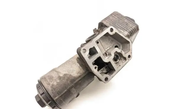 Mitsubishi Outlander Oil filter mounting bracket 045115389E