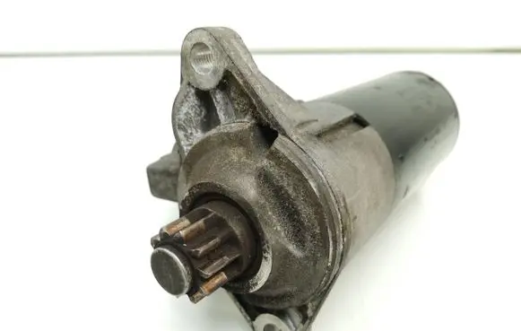 Volkswagen Touran I Starter motor 02E911023H 0001123016