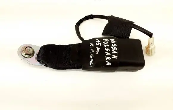 Nissan Pulsar Rear seatbelt buckle 6284224