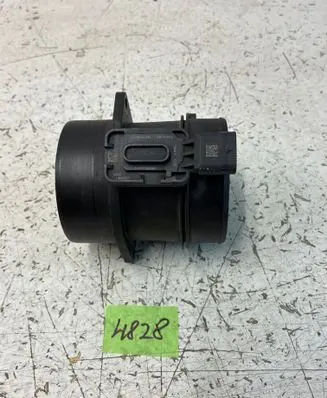 Mercedes-Benz Vito Viano W447 Mass air flow meter A6519050500 LM0042