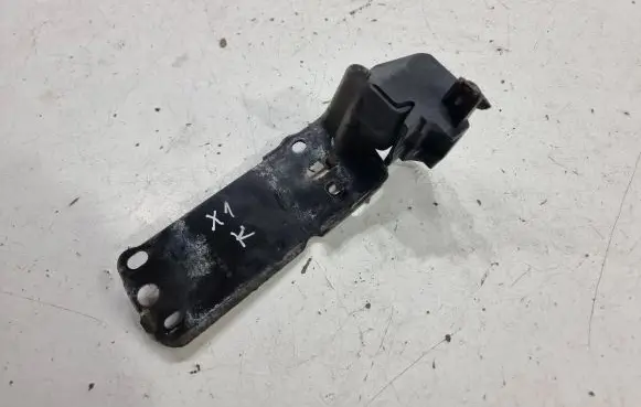 BMW X1 E84 Radiator mount bracket 23781010C 5164711781110 HR50B94