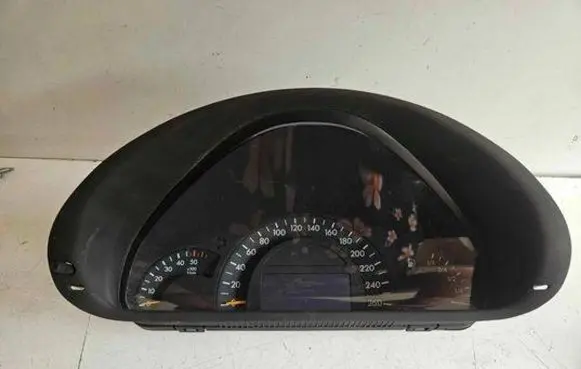 Mercedes-Benz C W203 Speedometer (instrument cluster) A2035401347 87001411