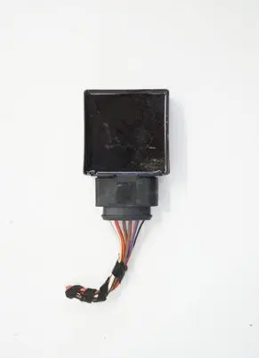 Volkswagen Touran III Fuel injection pump control unit/module 5Q0906121MACR 5Q0906121M