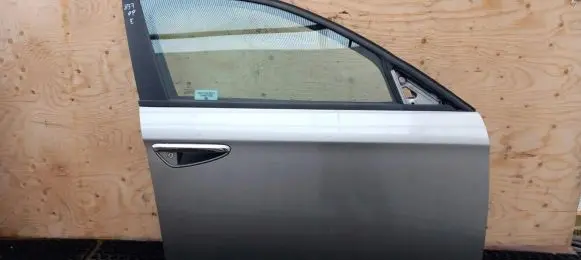 Alfa Romeo 159 Front door