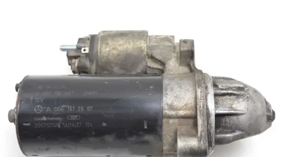 Mercedes-Benz C W204 Starter motor A0061512501