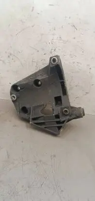 BMW X5 E53 A/C compressor mount bracket 7794174