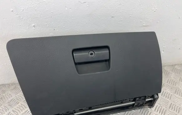 BMW 3 E90 E91 Glove box 7075477 3456789012