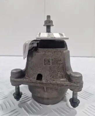 Chevrolet Corvette C8 Gearbox mount 84675416