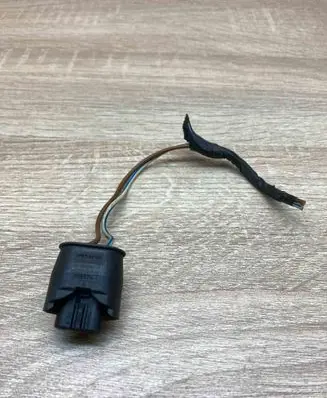 BMW 5 E39 Plug wire 9655741 9673271 2PIN