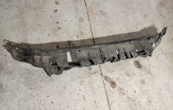 Volvo V40 Front bumper support beam 31383074 31283746