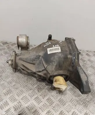 Mercedes-Benz C W204 Rear differential 2393834 2043502212