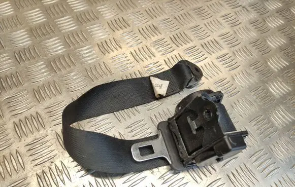 Nissan Qashqai Rear seatbelt 888444EA0A