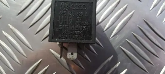 Audi A6 S6 C4 4A Other relay 45955529A 72HA003