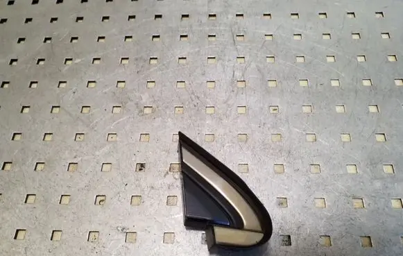 Honda CR-V Plastic wing mirror trim cover 212831264