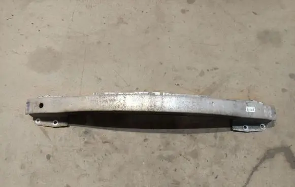 Renault Laguna III Front bumper cross member 