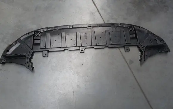 Volvo S60 Engine splash shield/under tray 32227198