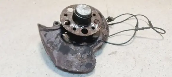 Mercedes-Benz C W203 Front wheel hub spindle knuckle