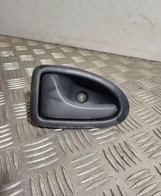 Renault Trafic II (X83) Rear door interior handle 7700423887 96012221