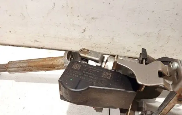 Volkswagen PASSAT B6 Steering wheel lock 3c0905861G