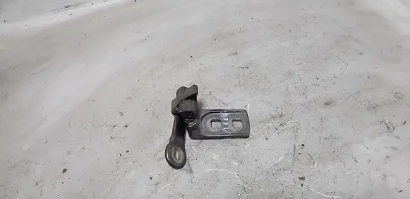 Opel Vectra C Front door upper hinge