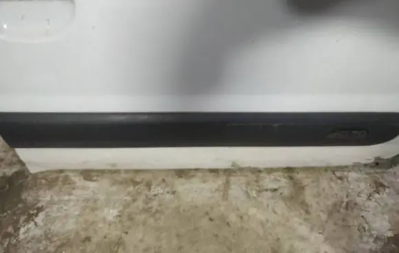 Renault Kangoo I Front door trim (molding) 